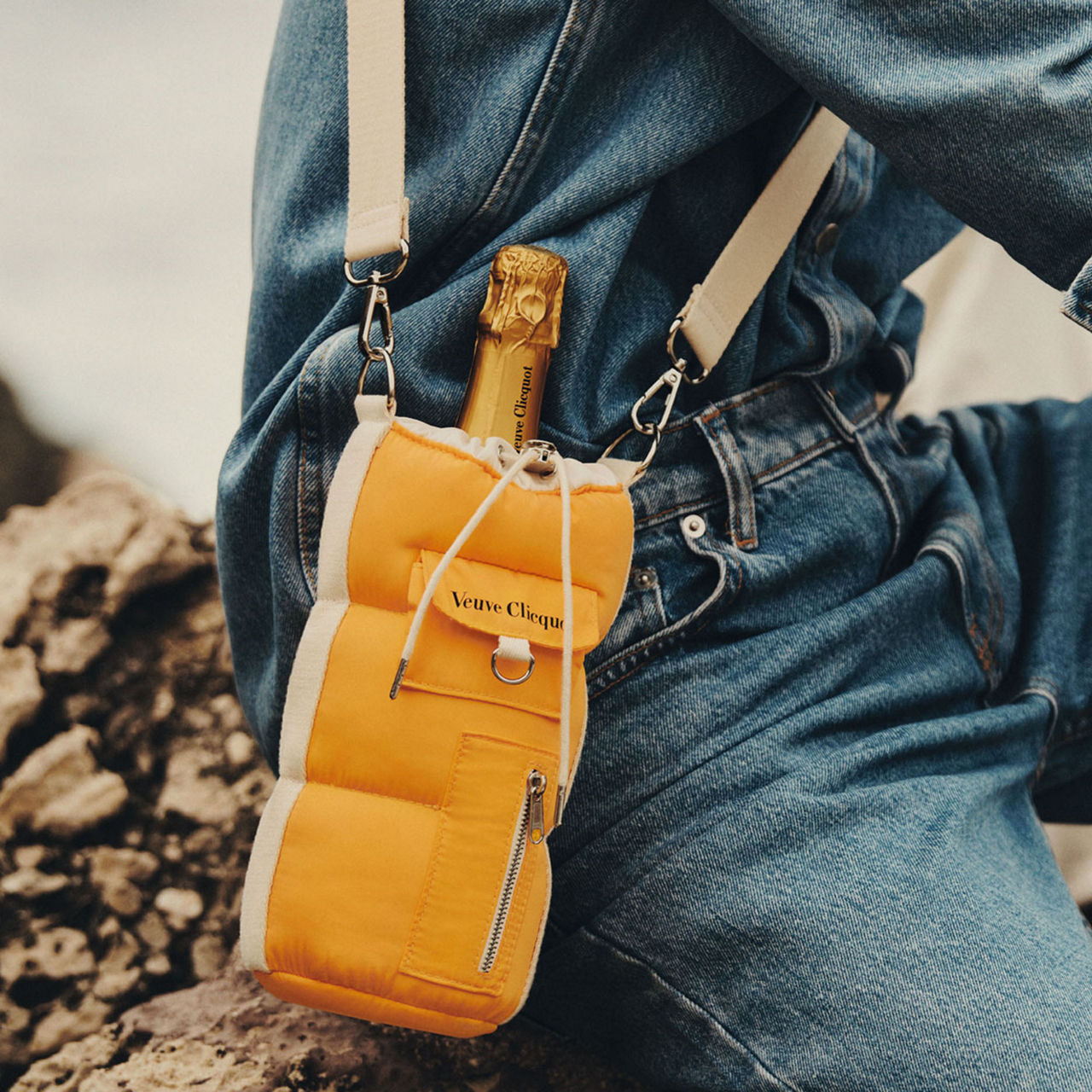 VEUVE CLICQUOT Brut Champagne & Puffer Bottle Holder